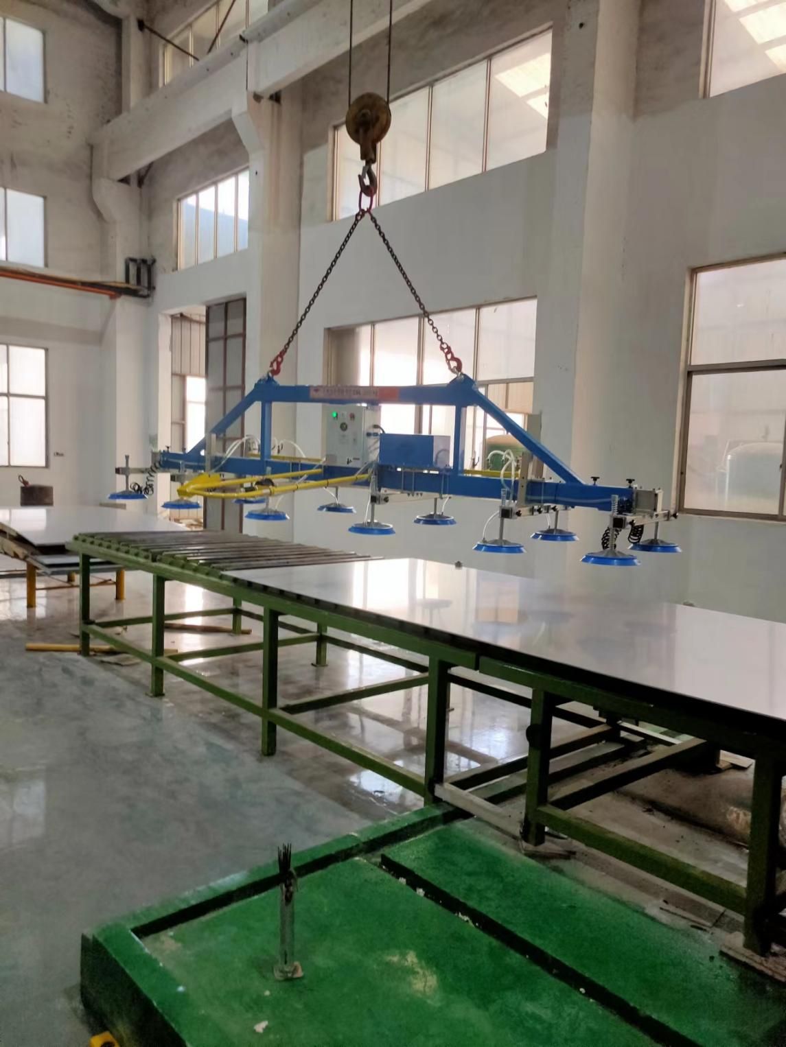 Vacuum Board Lifter with adjus13